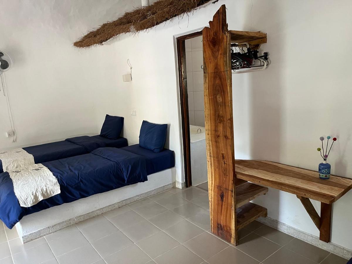 Footsteps Eco-Lodge Gunjur Екстер'єр фото